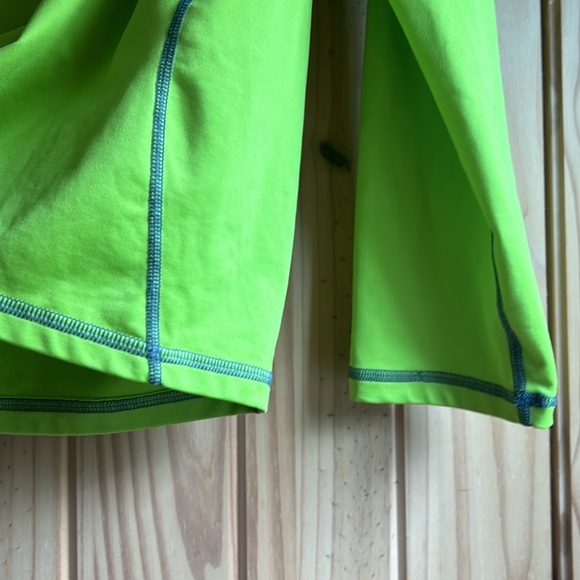 Under Armour Quarter Zip Pullover (Large, lime green) - Picture 6 of 8